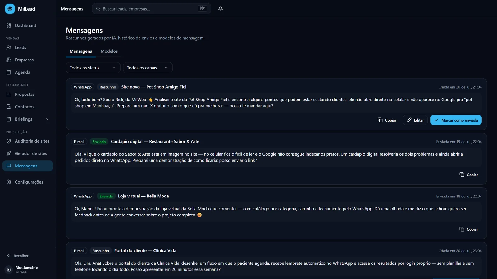 Mensagens: rascunhos de prospecção gerados por IA, por canal e status (dados de demonstração)